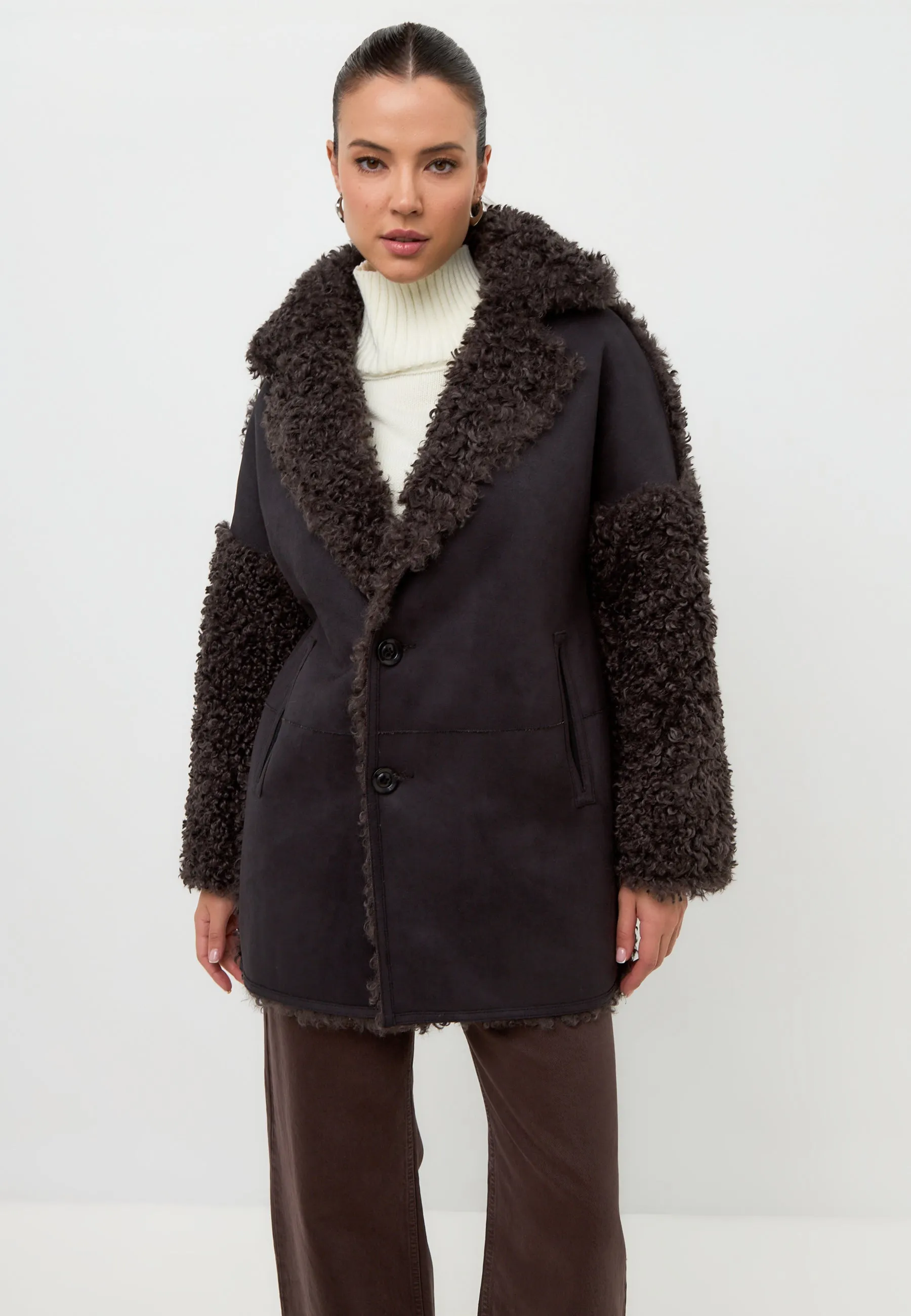 Cozy Black Shearling Coat Eva - Brown