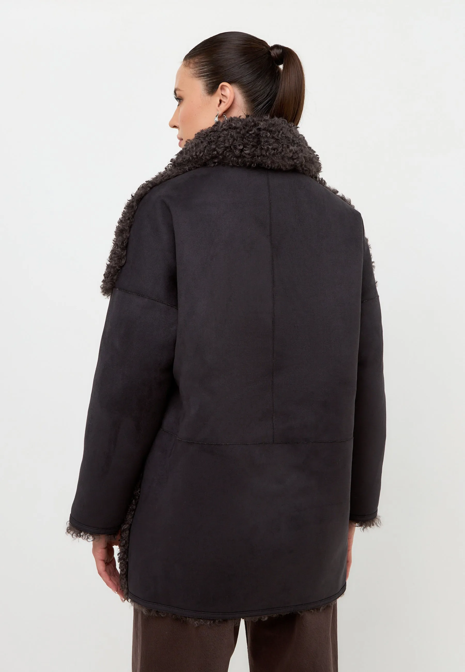 Cozy Black Shearling Coat Eva - Brown