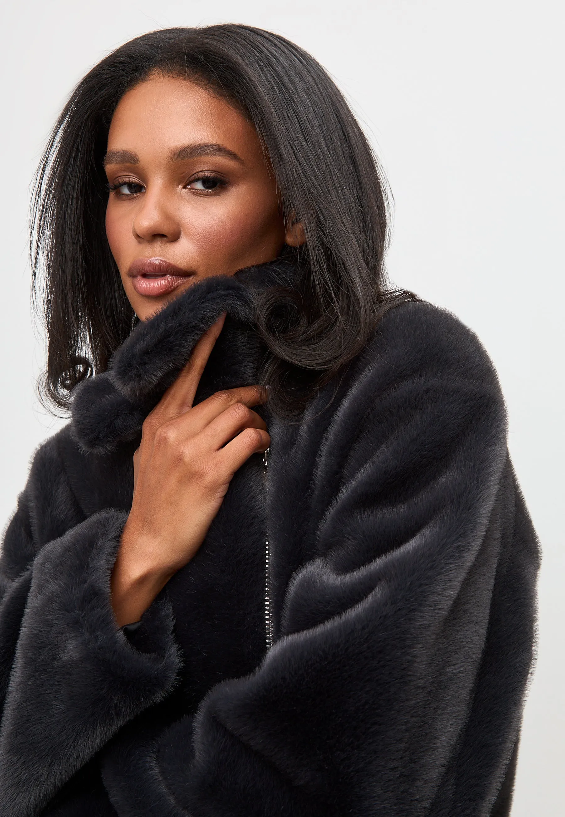 Faux Fur Coat Diana - Black