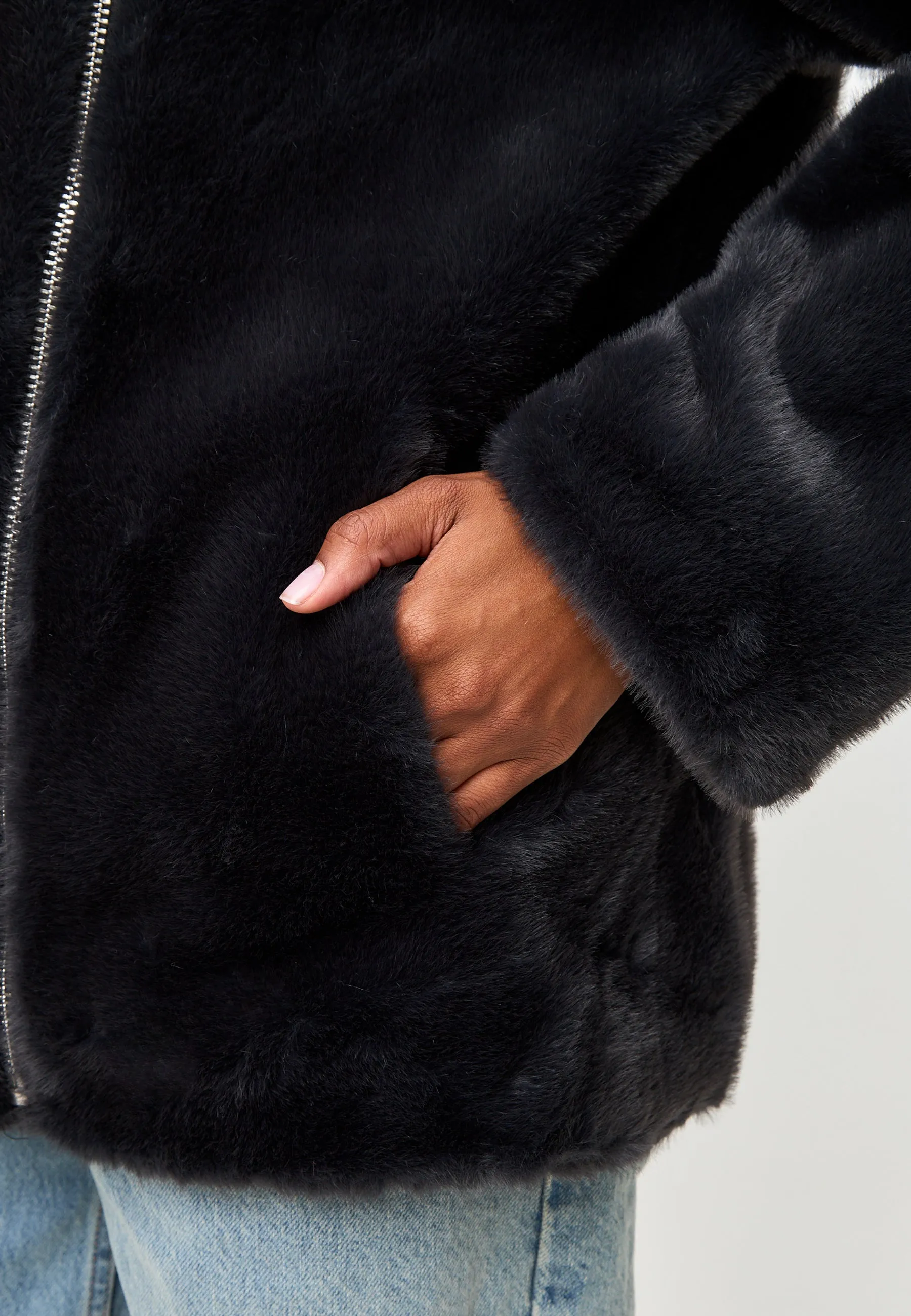 Faux Fur Coat Diana - Black