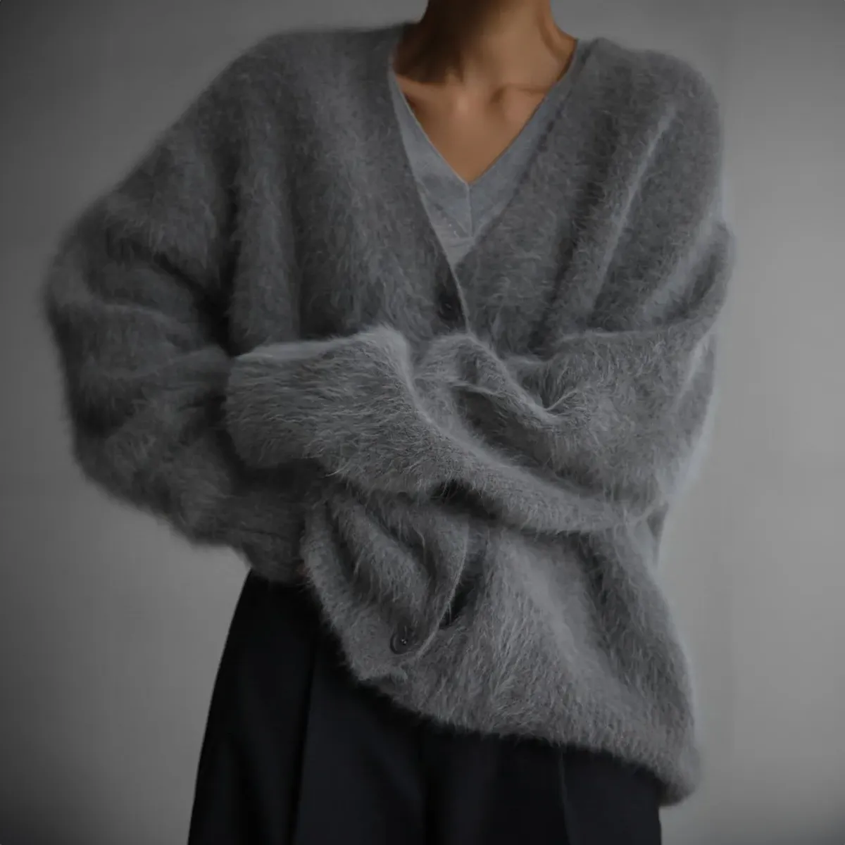 Flora - Comfortable Cashmere Cardigan