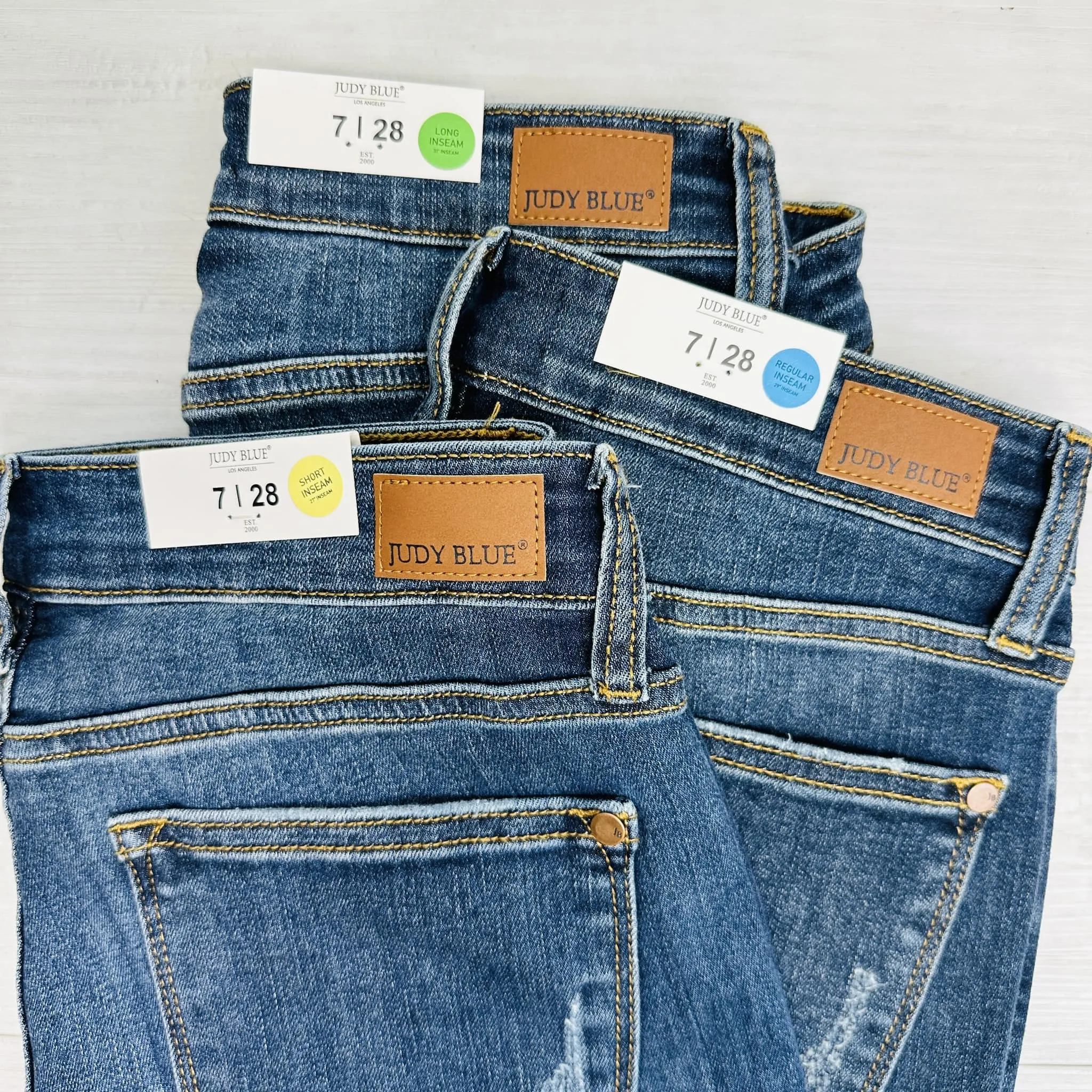 Judy Blue Everyday Essential Mid Rise Relaxed Fit Jeans - Multiple Inseams- in Reg/Curvy