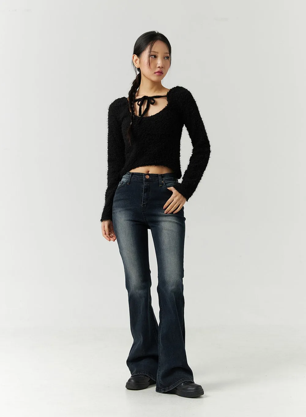 Mid-Rise Bootcut Jeans CD301