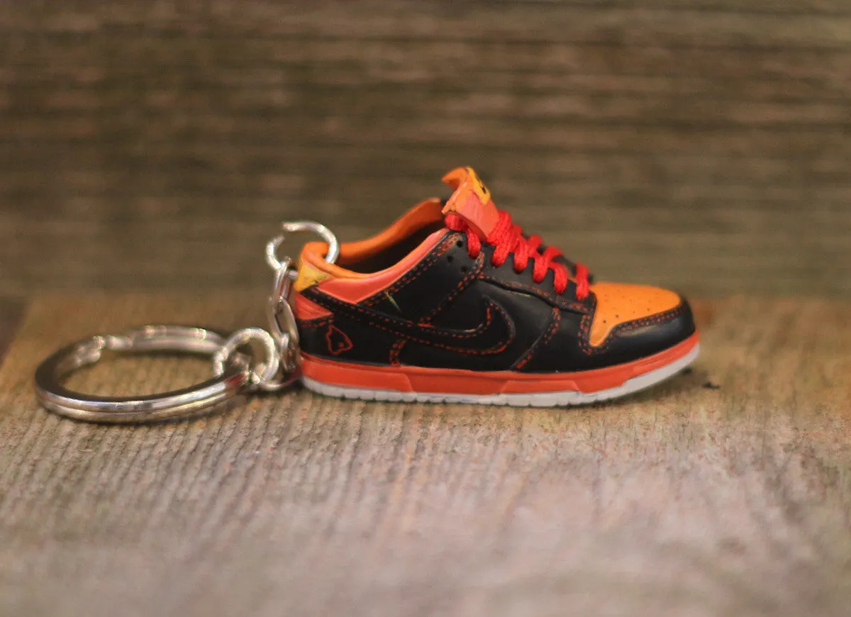 Nike SB Hawaii Dunk Low Sneaker Keychain