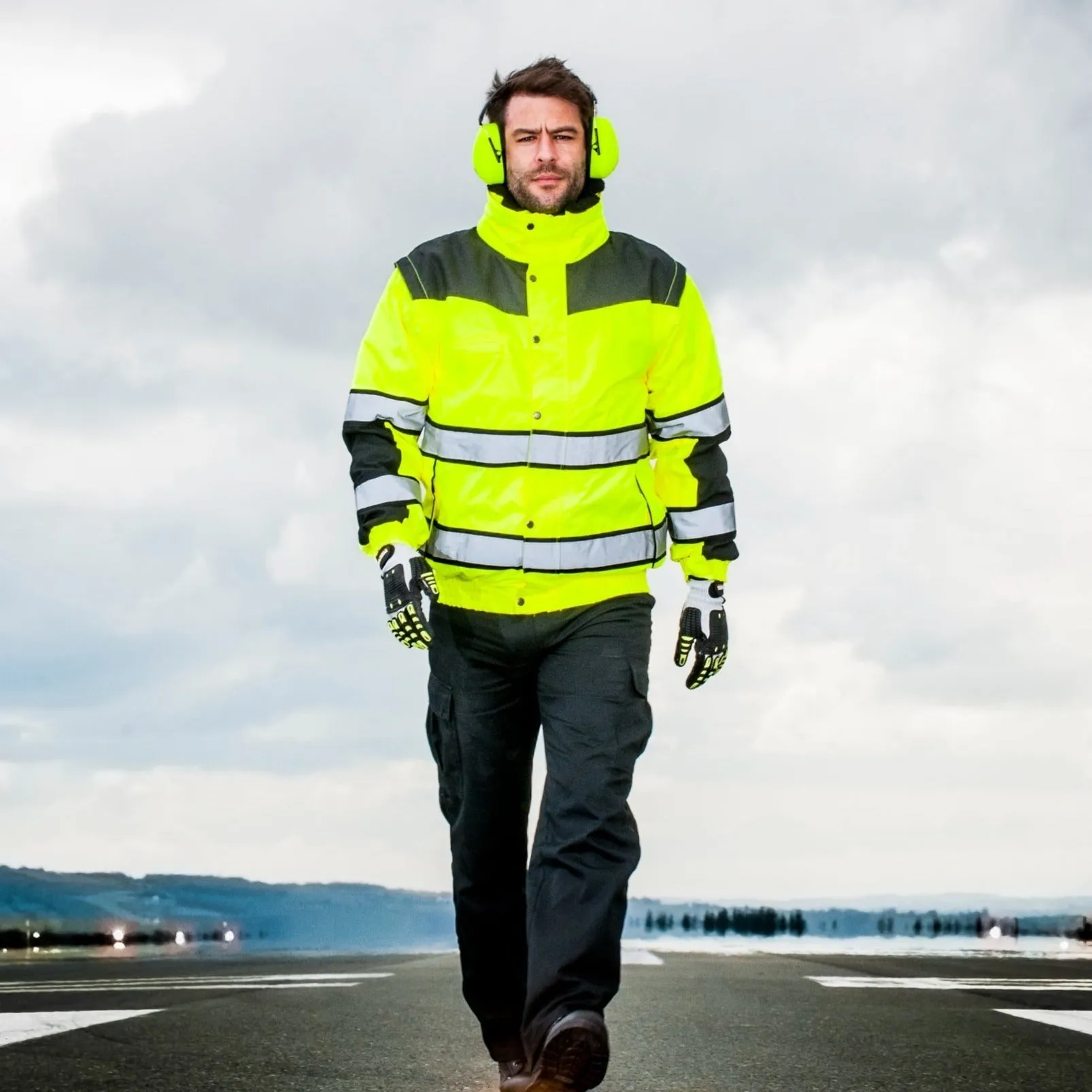 PORTWEST® Hi Vis Waterproof Winter Bomber Jacket With Detachable Sleeves - ANSI Class 3 - UC466