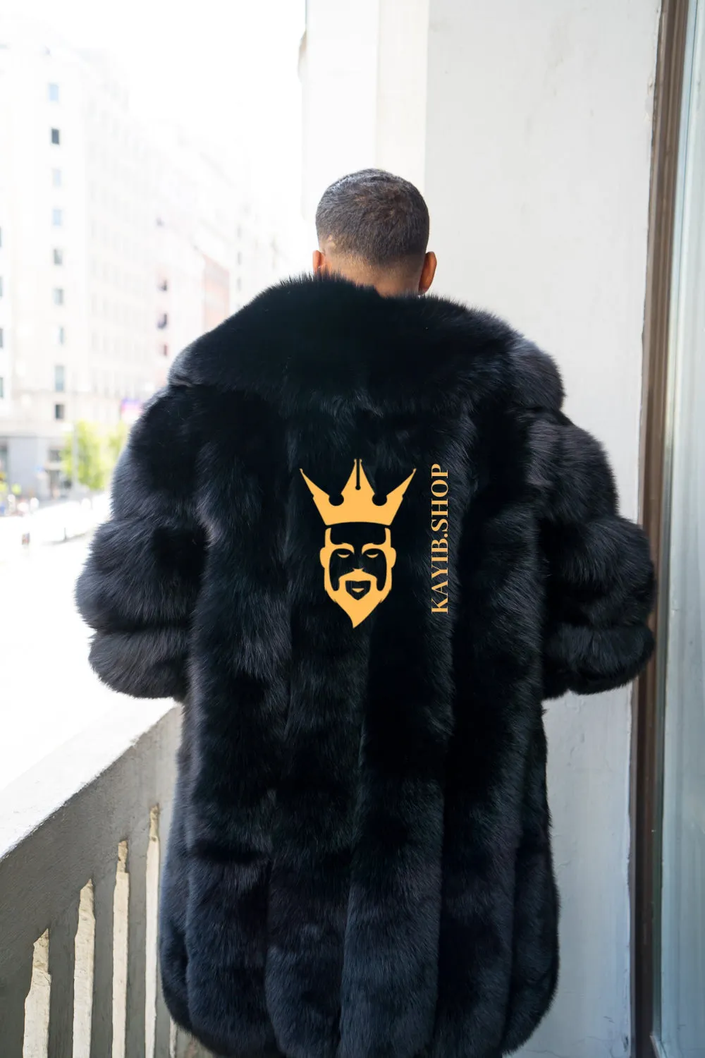 "Experience Opulence: Luxurious Fox Fur Coats for Men - Elevate Your Style and Warmth"