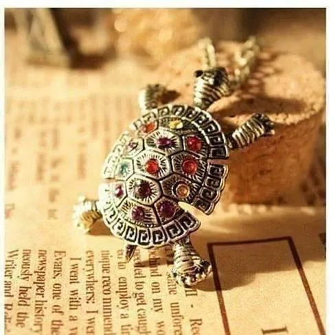 Retro Turtle Necklace