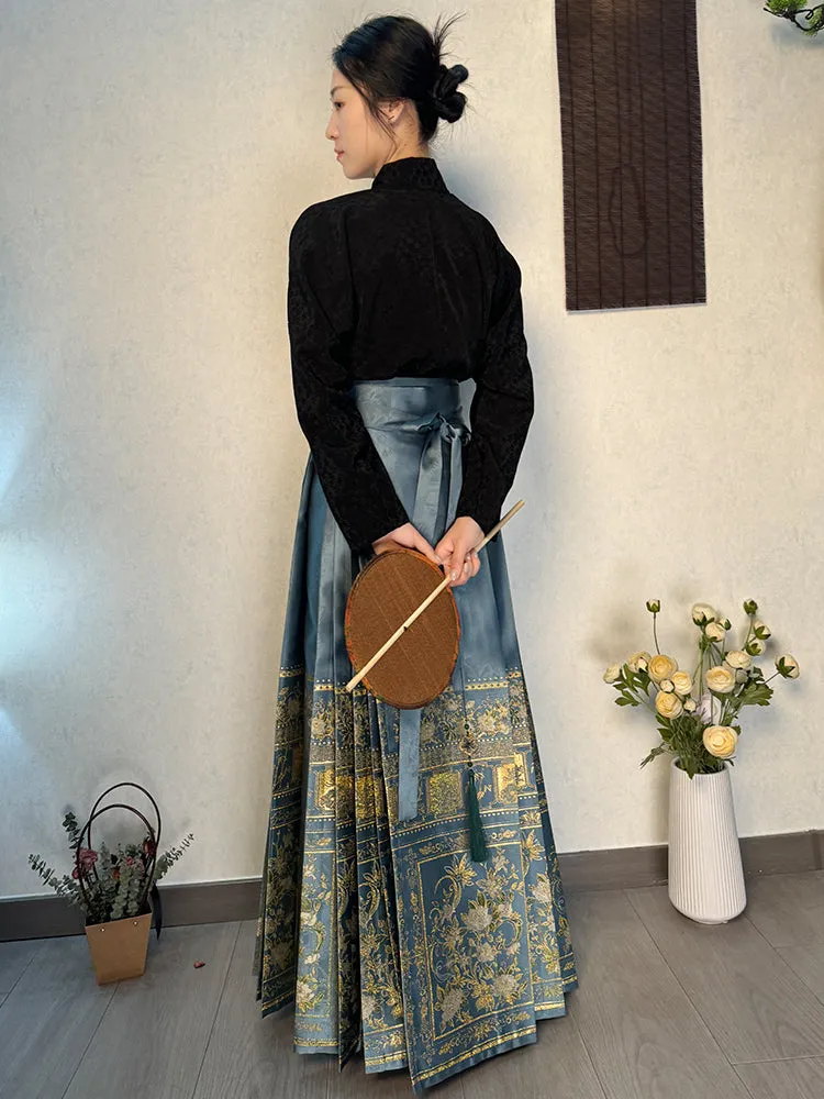 Shan Ping 扇屏 Folding Screen Ming Dynasty Mamian Skirt