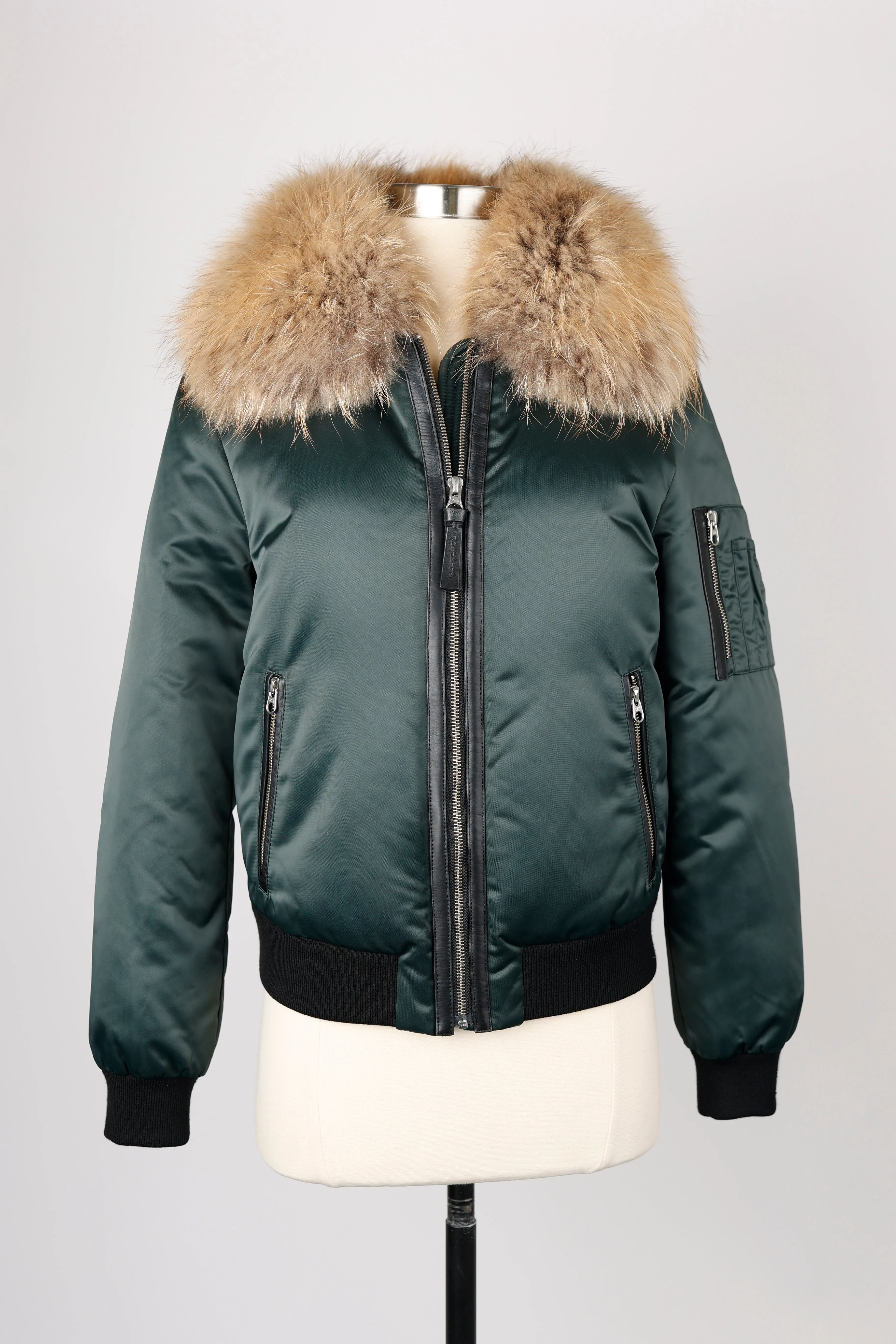 Short Fur Collar Puffer Jacket