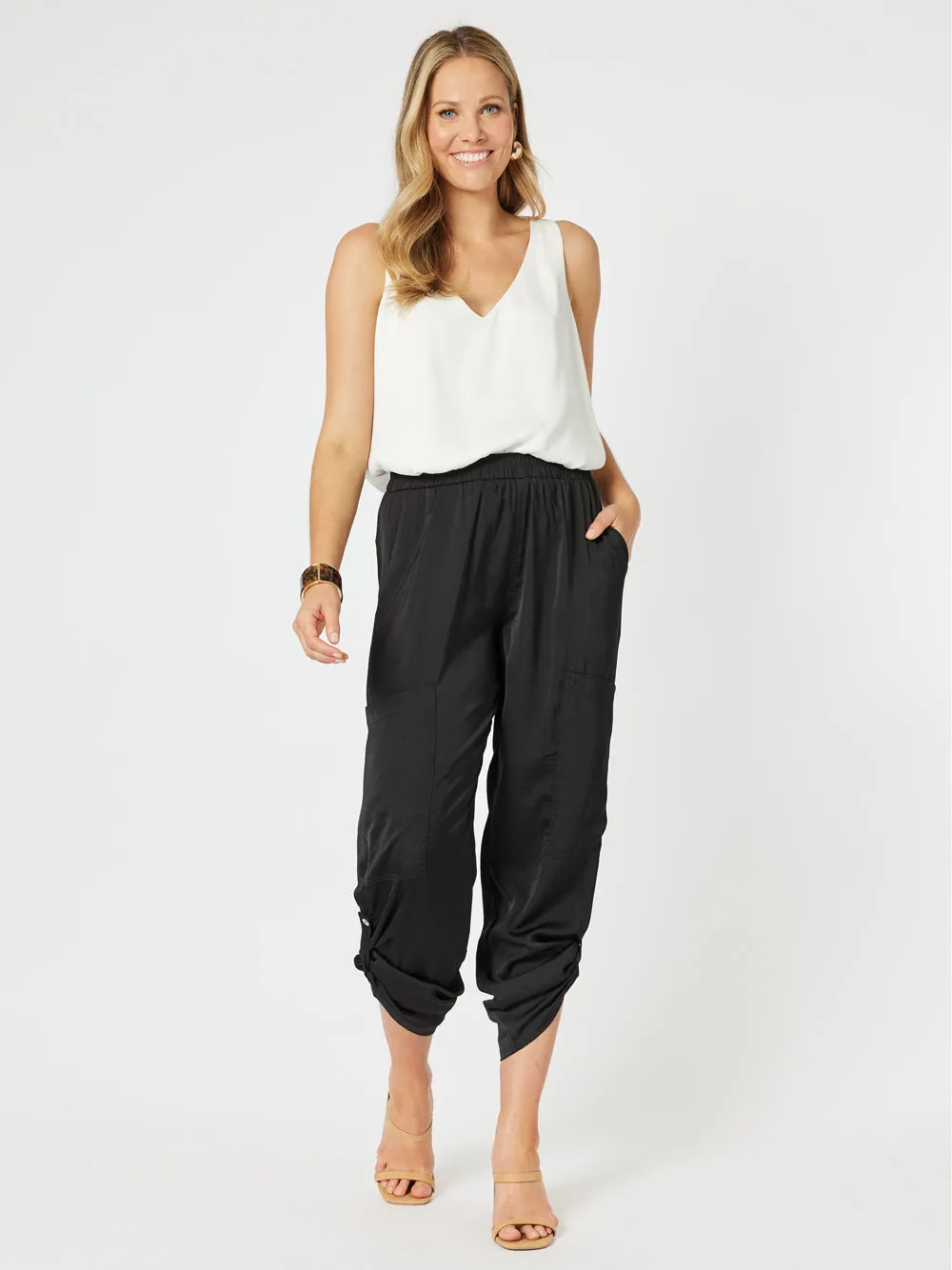 Traveller Luxe Side Button Pant - Black