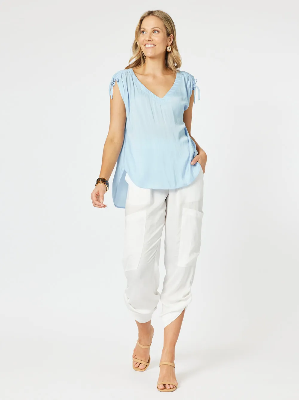 Traveller Luxe Side Button Pant - White